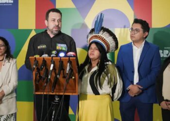 Governo recua e suspende concessão de hidrovias na Amazônia após pressão indígena