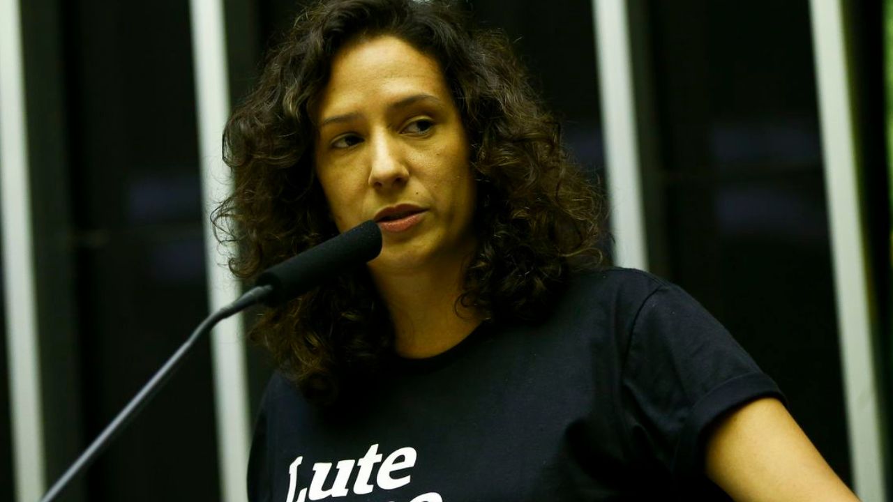 Justiça do Rio manda assassinos de Marielle indenizarem Mônica Benício com pensão e danos morais