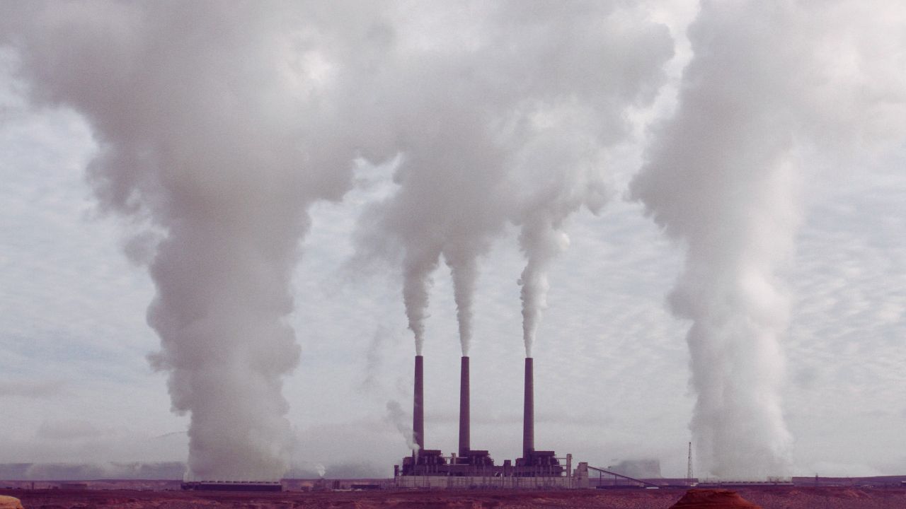 Poluição do ar no Brasil ultrapassa limites e expõe fragilidade da governança ambiental