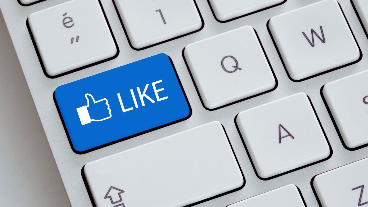 Por que as pessoas curtem posts repetitivos nas redes mesmo sem gostar do conteúdo