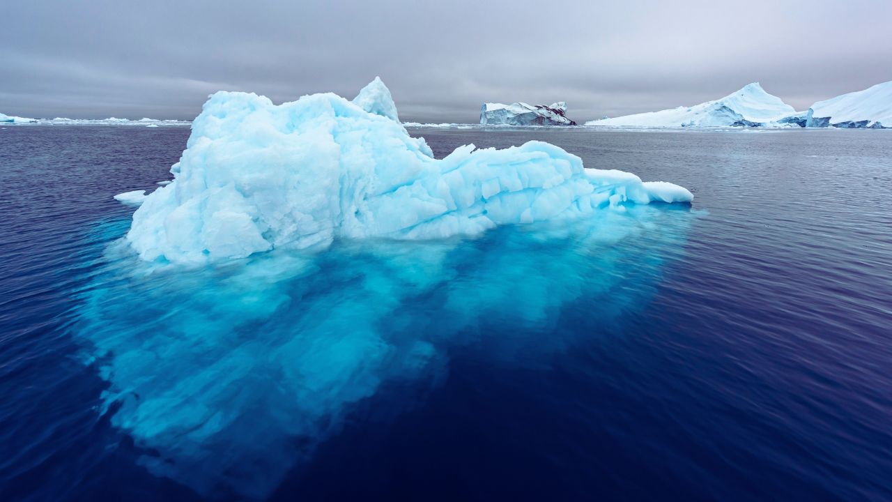 Estudo brasileiro alerta para degelo acelerado nas calotas polares