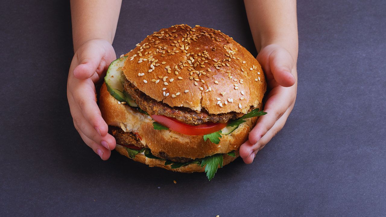 Obsedidade: uma em cada cinco crianças e adolescentes brasileiros tem sobrepeso